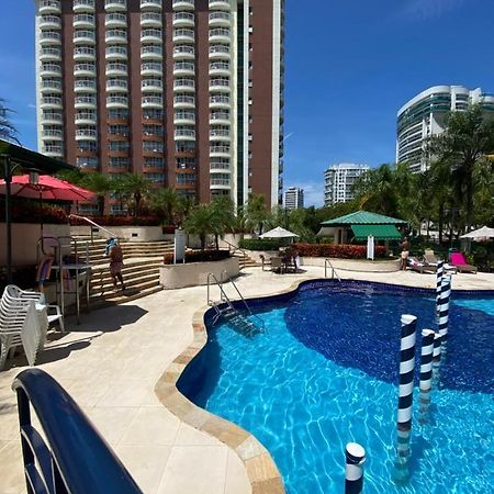 Barra Da Tijuca - 9 - Flat Premium Com Cozinha, Fogao Cooktop, Geladeira Grande, Smart Tv Grande, Lindo E Muitissimo Confortavel, Balsa Para A Praia Gratis E Estacionamento Gratuito Río de Janeiro Exterior foto