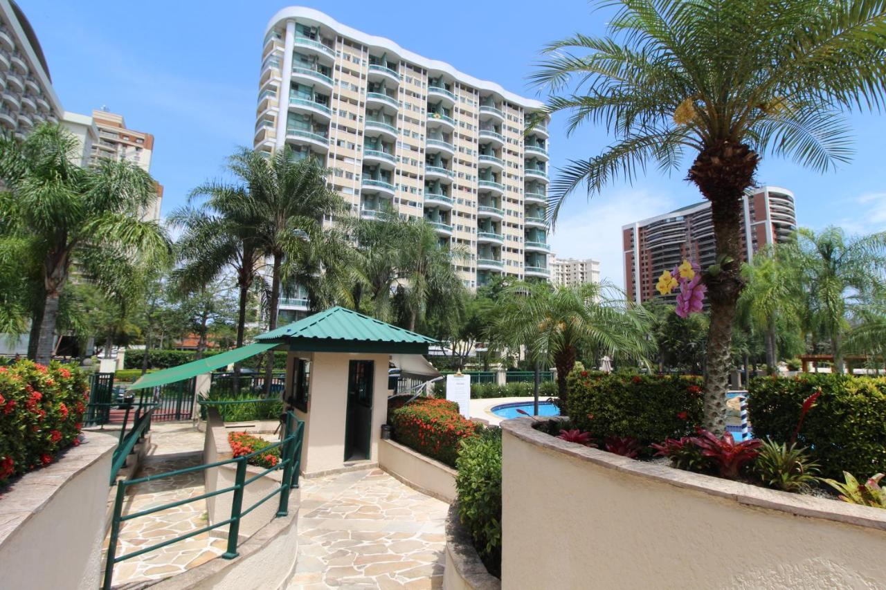 Barra Da Tijuca - 9 - Flat Premium Com Cozinha, Fogao Cooktop, Geladeira Grande, Smart Tv Grande, Lindo E Muitissimo Confortavel, Balsa Para A Praia Gratis E Estacionamento Gratuito Río de Janeiro Exterior foto
