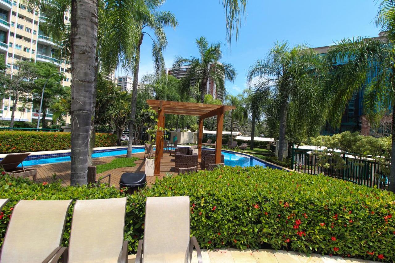 Barra Da Tijuca - 9 - Flat Premium Com Cozinha, Fogao Cooktop, Geladeira Grande, Smart Tv Grande, Lindo E Muitissimo Confortavel, Balsa Para A Praia Gratis E Estacionamento Gratuito Río de Janeiro Exterior foto