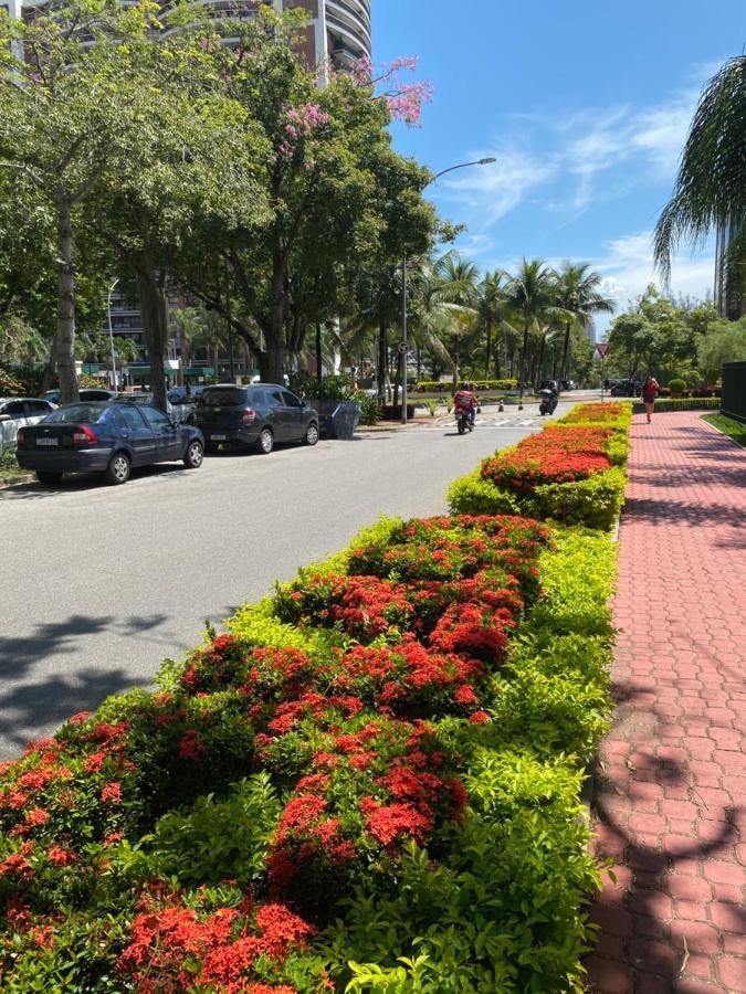 Barra Da Tijuca - 9 - Flat Premium Com Cozinha, Fogao Cooktop, Geladeira Grande, Smart Tv Grande, Lindo E Muitissimo Confortavel, Balsa Para A Praia Gratis E Estacionamento Gratuito Río de Janeiro Exterior foto